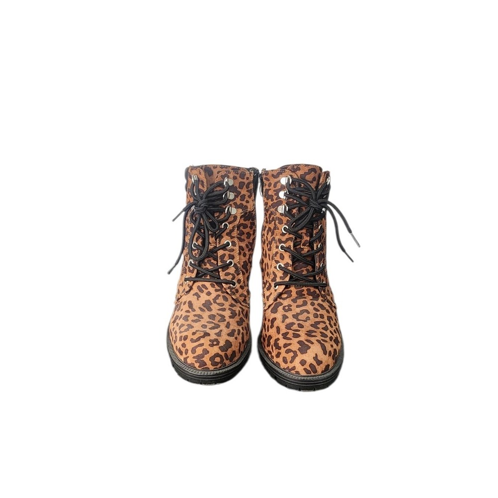 Torrid Leopard Print Combat Boots Lace‎ Up Side Zip Chunky Heel Women's 9.5W